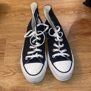 Converse all star platformed shoes
